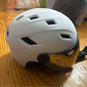 Odoland Ski Helmet with Ski Goggles, Light Weight Snowboard Helmet and 2-in-1